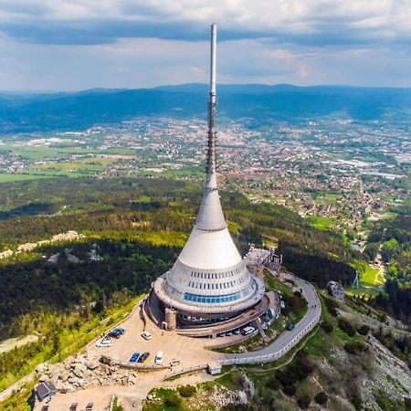 Appartamento Pod Lipou Liberec Esterno foto